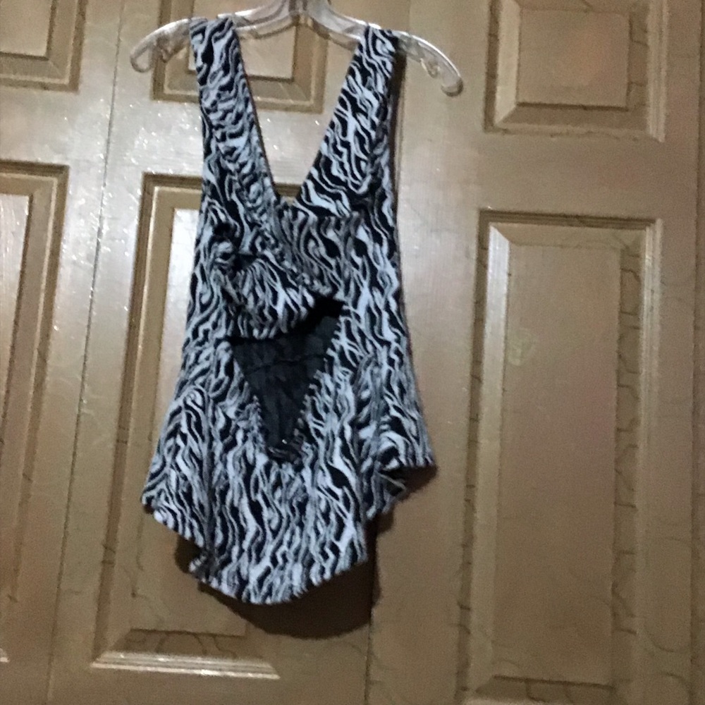 Halter - Picture 2 of 2